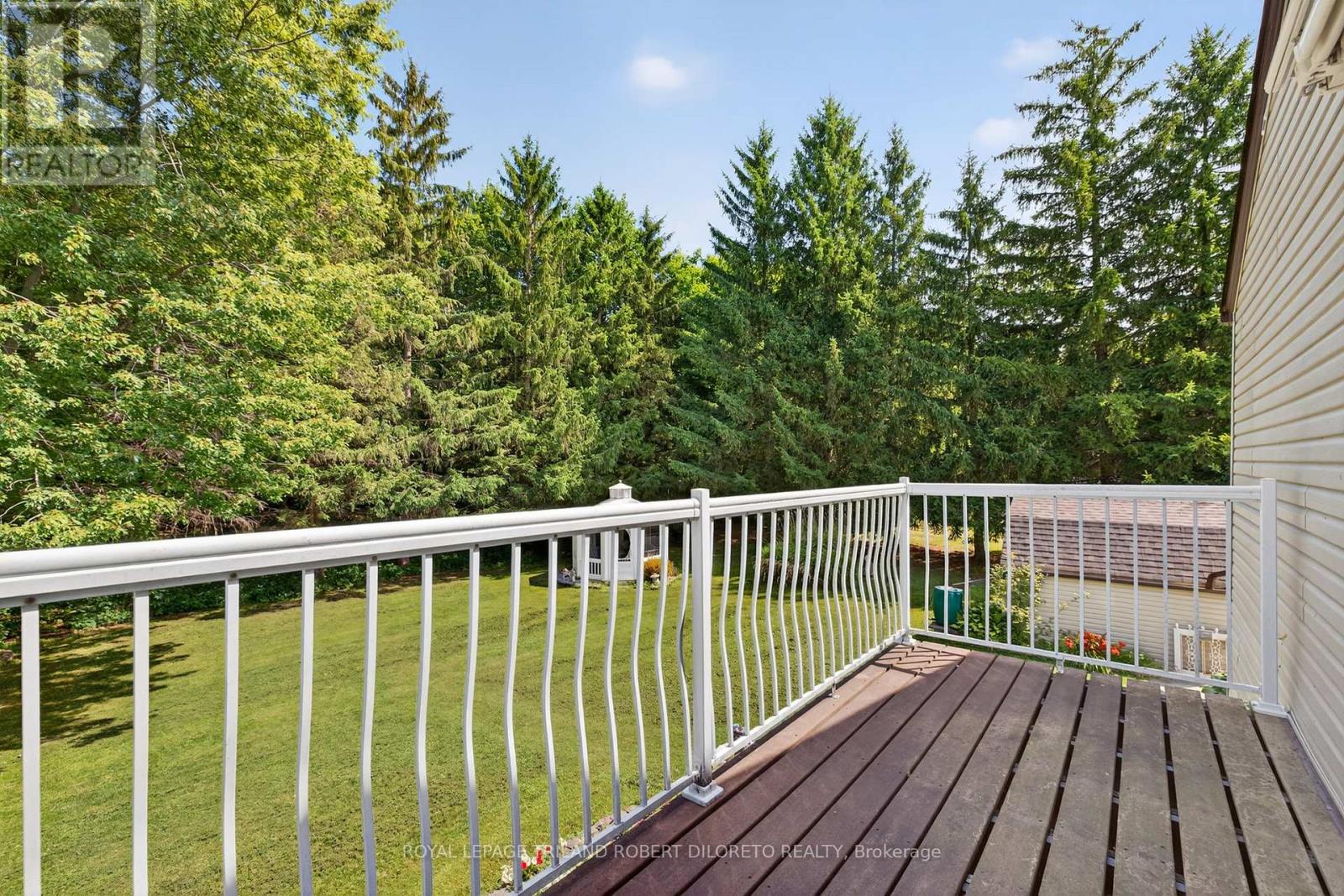 6186 Egremont Drive, Middlesex Centre, Ontario  N0L 1R0 - Photo 20 - X12317551