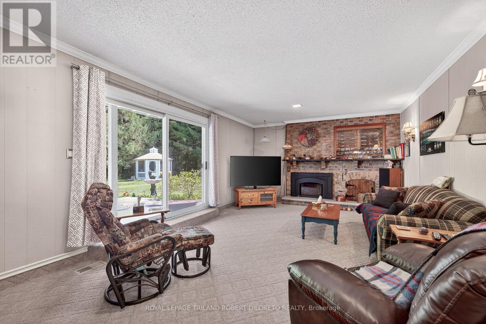 6186 Egremont Drive, Middlesex Centre, Ontario  N0L 1R0 - Photo 25 - X12317551