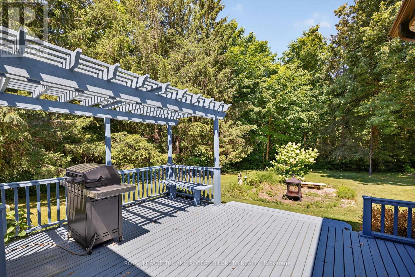 6186 Egremont Drive, Middlesex Centre, Ontario  N0L 1R0 - Photo 35 - X12317551