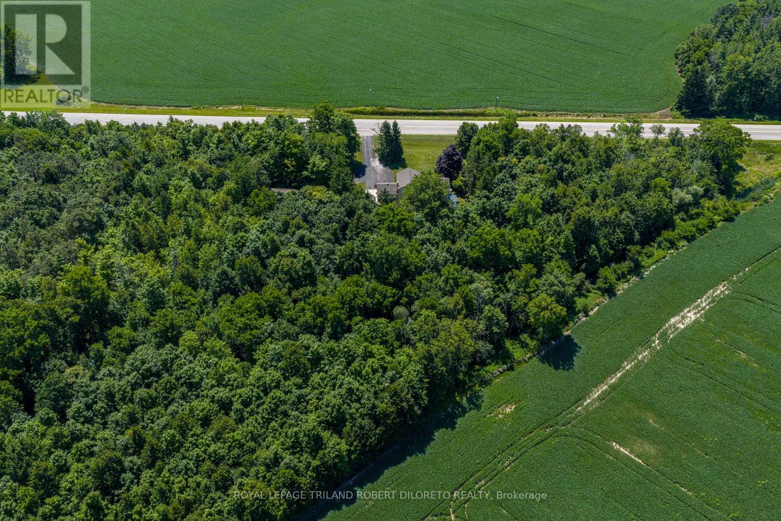 6186 Egremont Drive, Middlesex Centre, Ontario  N0L 1R0 - Photo 5 - X12317551