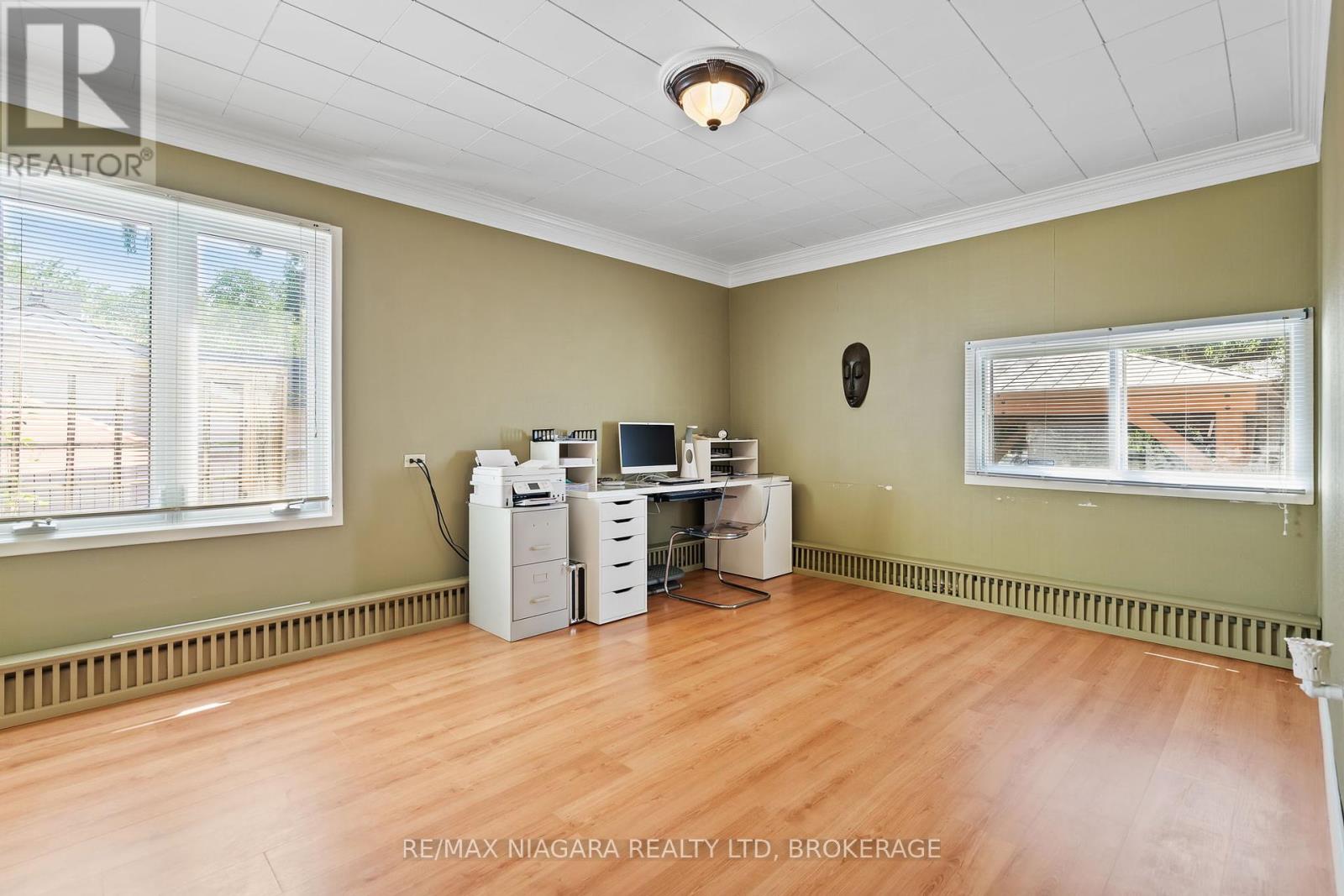 87 Norway Avenue, Welland, Ontario  L3C 4A3 - Photo 14 - X12317483