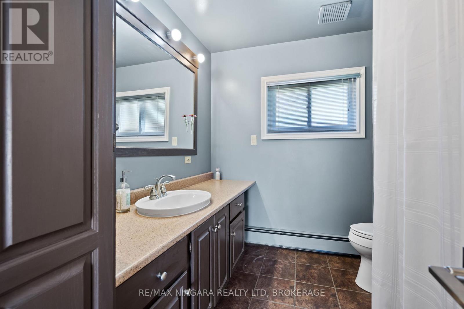 87 Norway Avenue, Welland, Ontario  L3C 4A3 - Photo 25 - X12317483