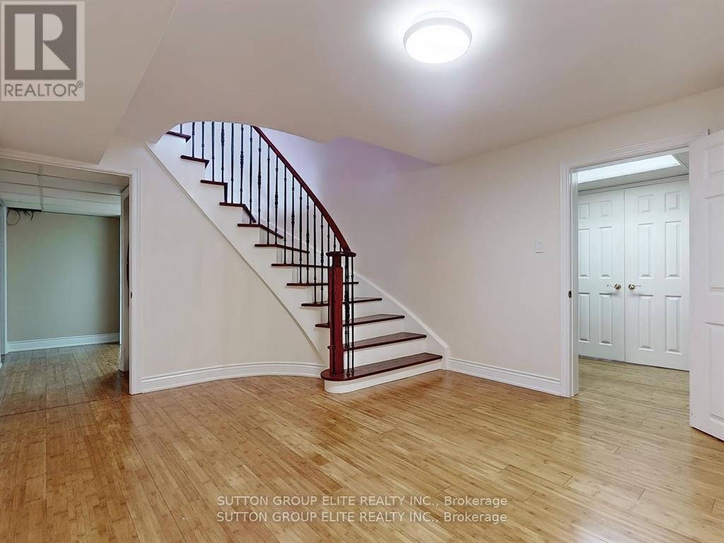 1534 Carrington Road, Mississauga, Ontario  L5M 2K1 - Photo 20 - W12317519