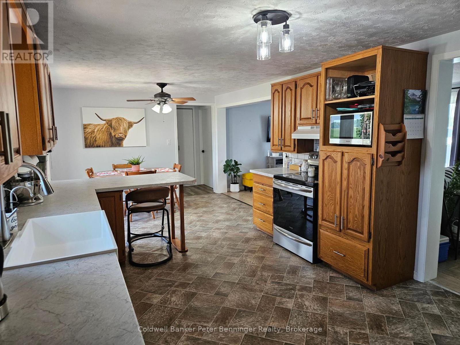 302 Concession 2 Ndr W, Brockton, Ontario  N0G 2V0 - Photo 5 - X12317584