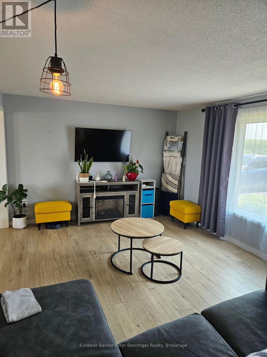 302 Concession 2 Ndr W, Brockton, Ontario  N0G 2V0 - Photo 9 - X12317584