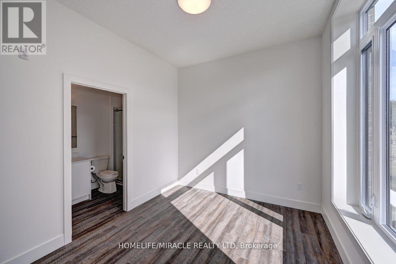 107 Rogers Street, Waterloo, Ontario  N2J 0G3 - Photo 10 - X12317539