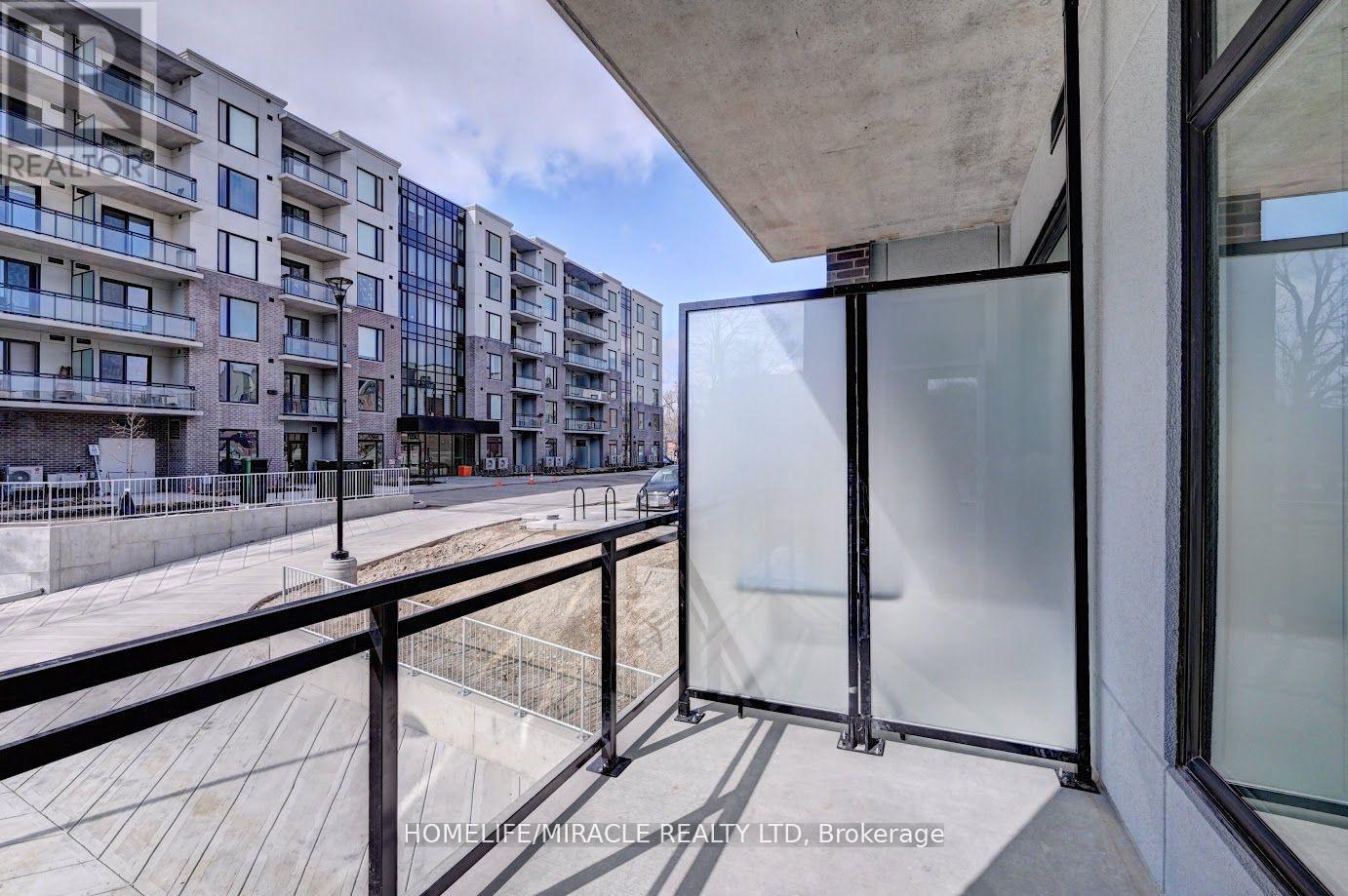 107 Rogers Street, Waterloo, Ontario  N2J 0G3 - Photo 17 - X12317539