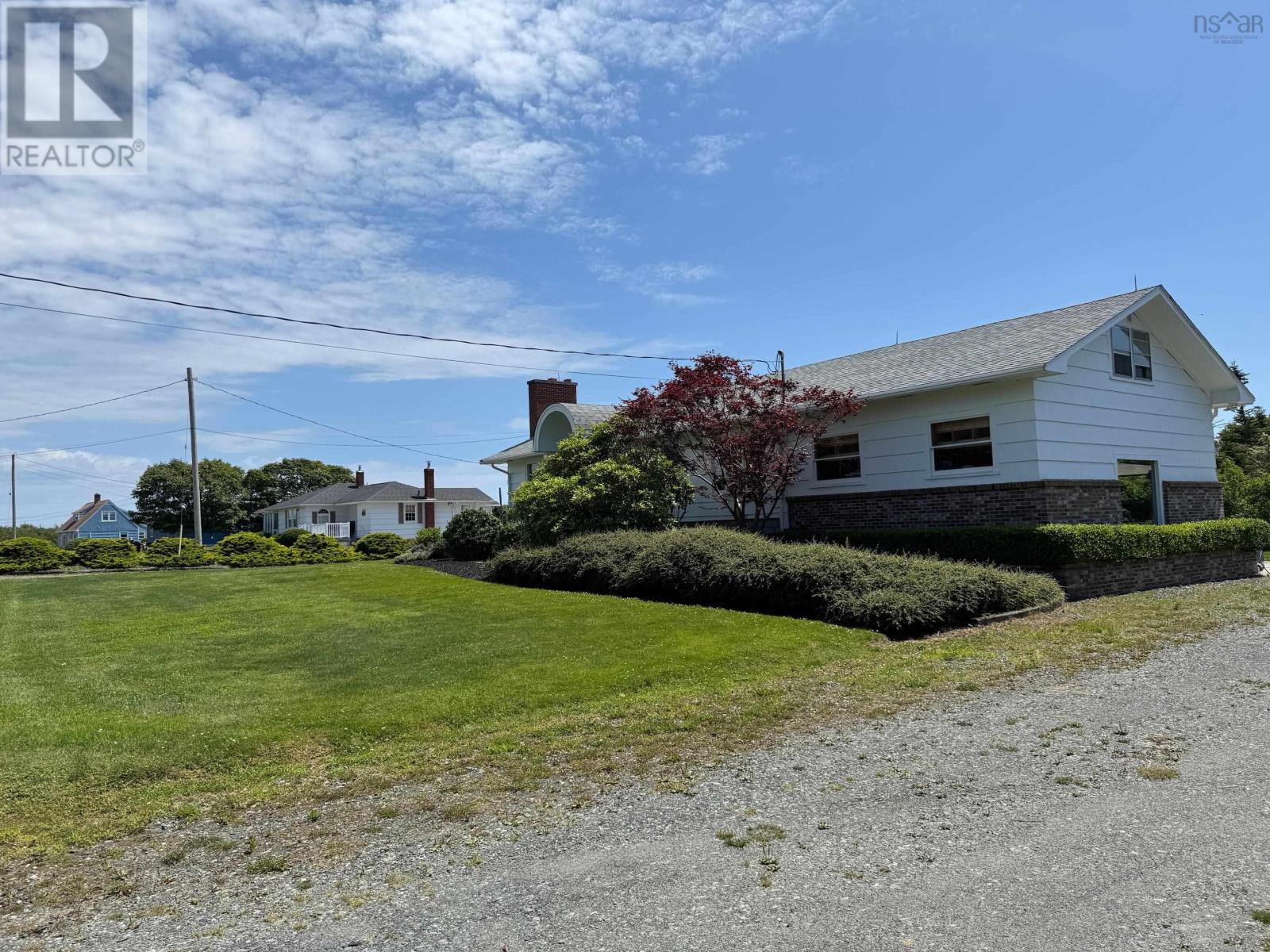 89 Pond Road, Lower West Pubnico, Nova Scotia  B0W 2C0 - Photo 4 - 202519253