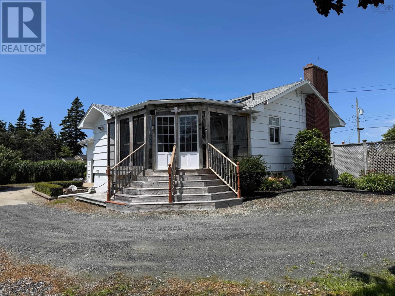 89 Pond Road, Lower West Pubnico, Nova Scotia  B0W 2C0 - Photo 5 - 202519253