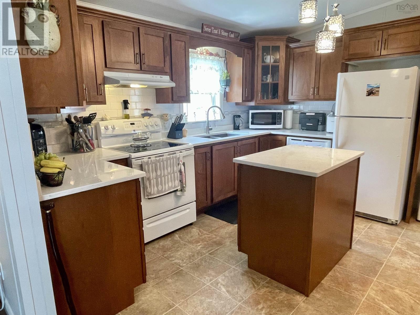 33 Pinehurst Street, Amherst, Nova Scotia  B4H 4X5 - Photo 24 - 202519258