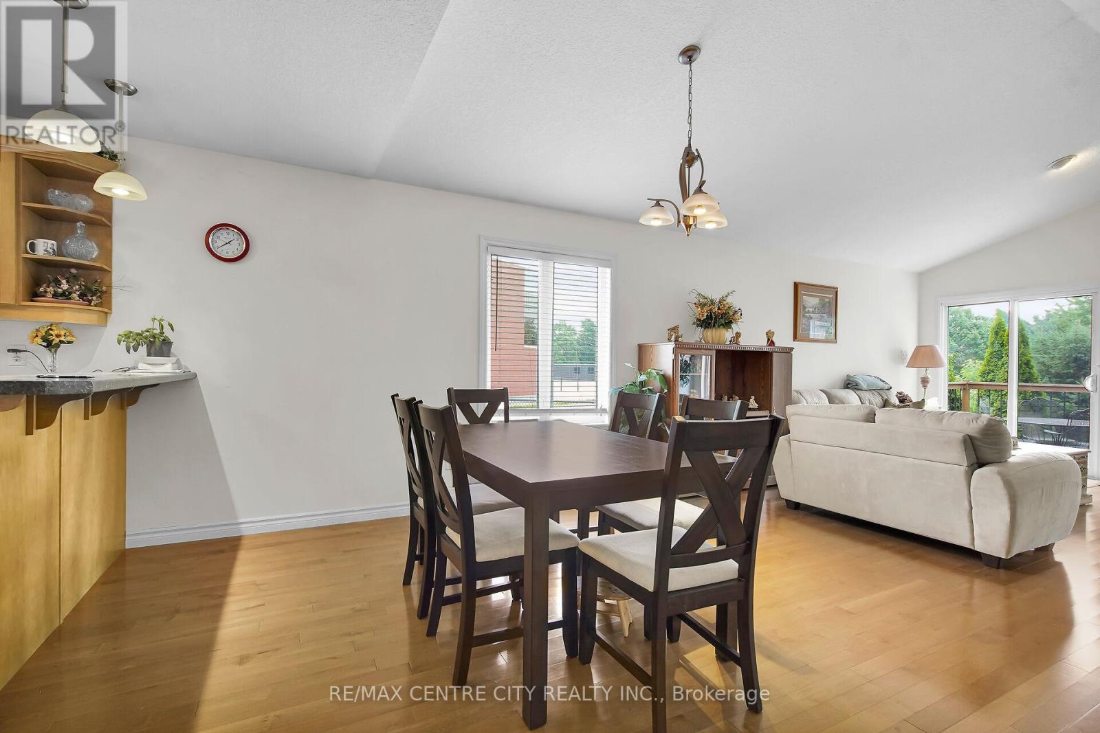 1307 Nicole Avenue, London North, Ontario  N5X 4M7 - Photo 17 - X12286833