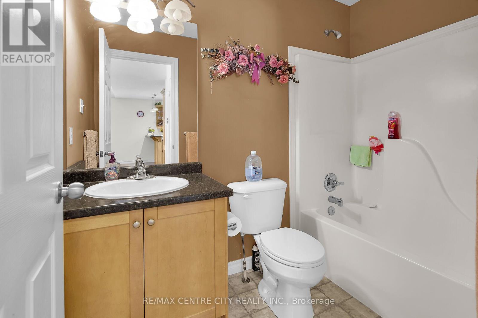 1307 Nicole Avenue, London North, Ontario  N5X 4M7 - Photo 24 - X12286833