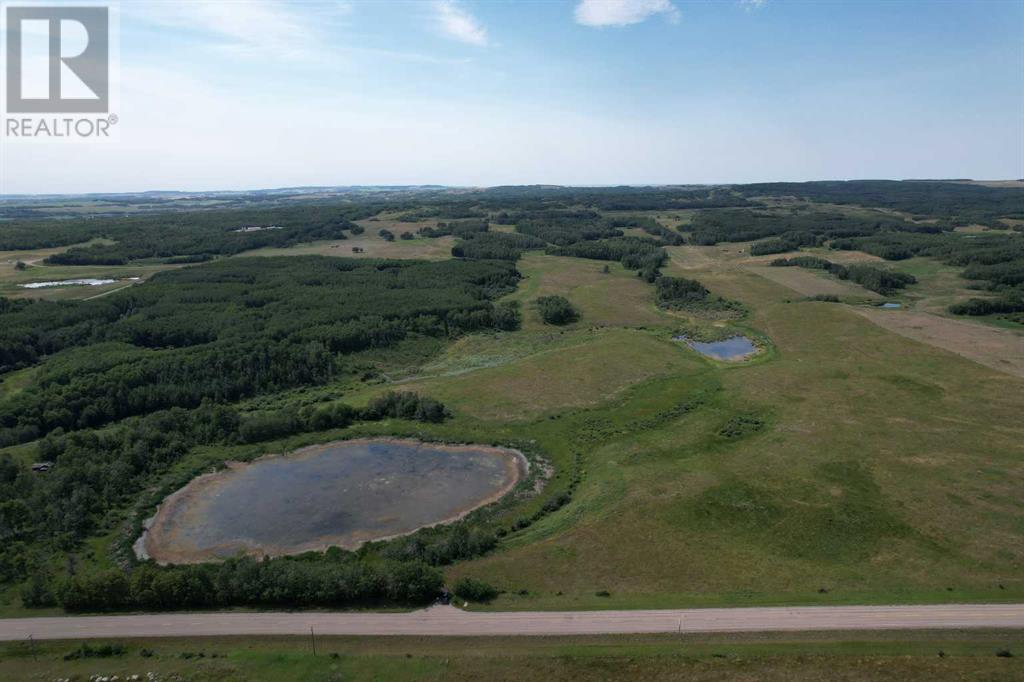 On Hwy 816, Rural Red Deer County, Alberta  T4E 0V5 - Photo 2 - A2155823