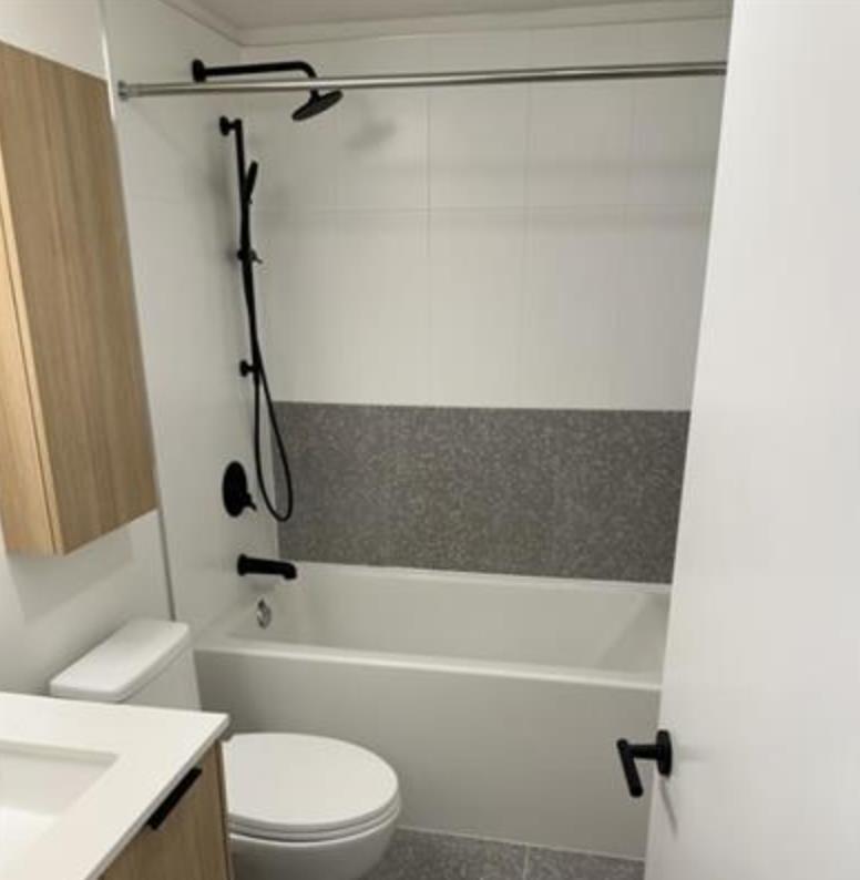 317 13439 94a Avenue, Surrey, British Columbia  V3V 0G9 - Photo 10 - R3031616