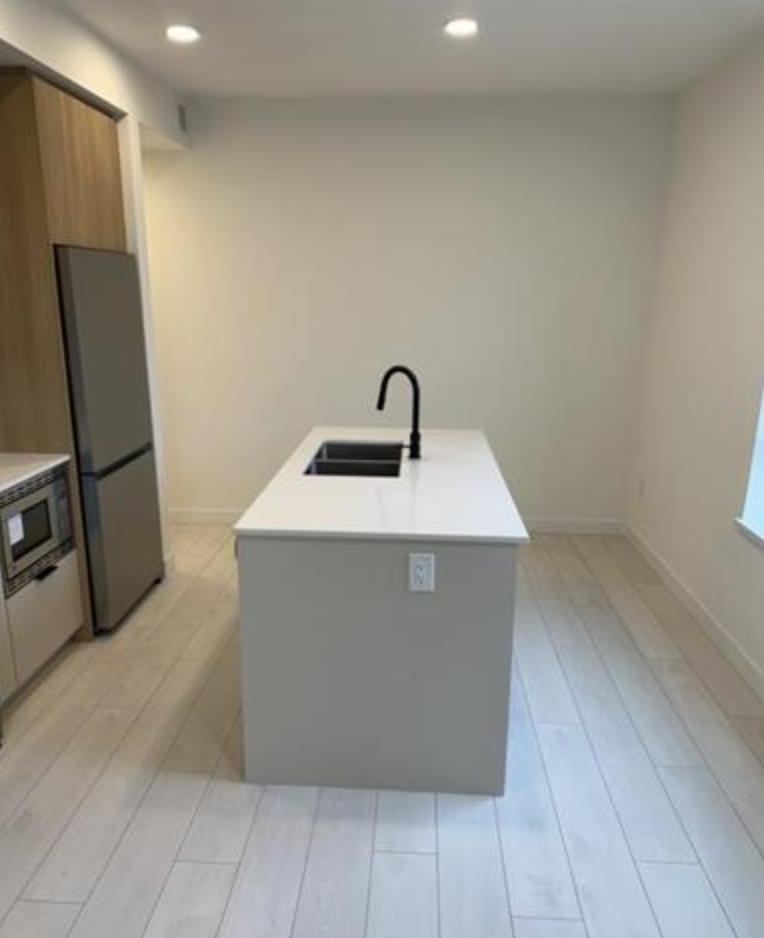 317 13439 94a Avenue, Surrey, British Columbia  V3V 0G9 - Photo 5 - R3031616