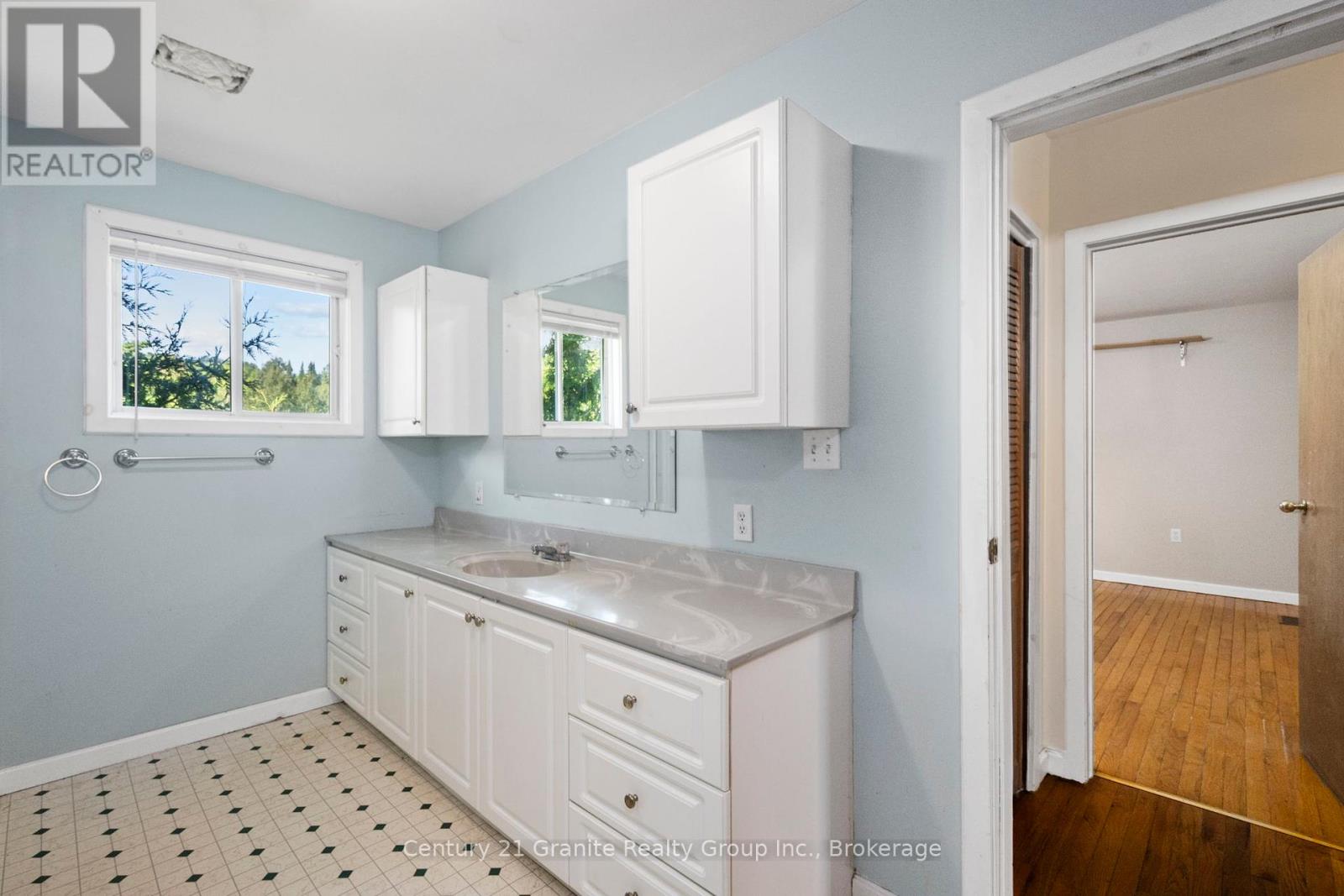 10 Hillside Road, Hastings Highlands, Ontario  K0L 1C0 - Photo 15 - X12317580