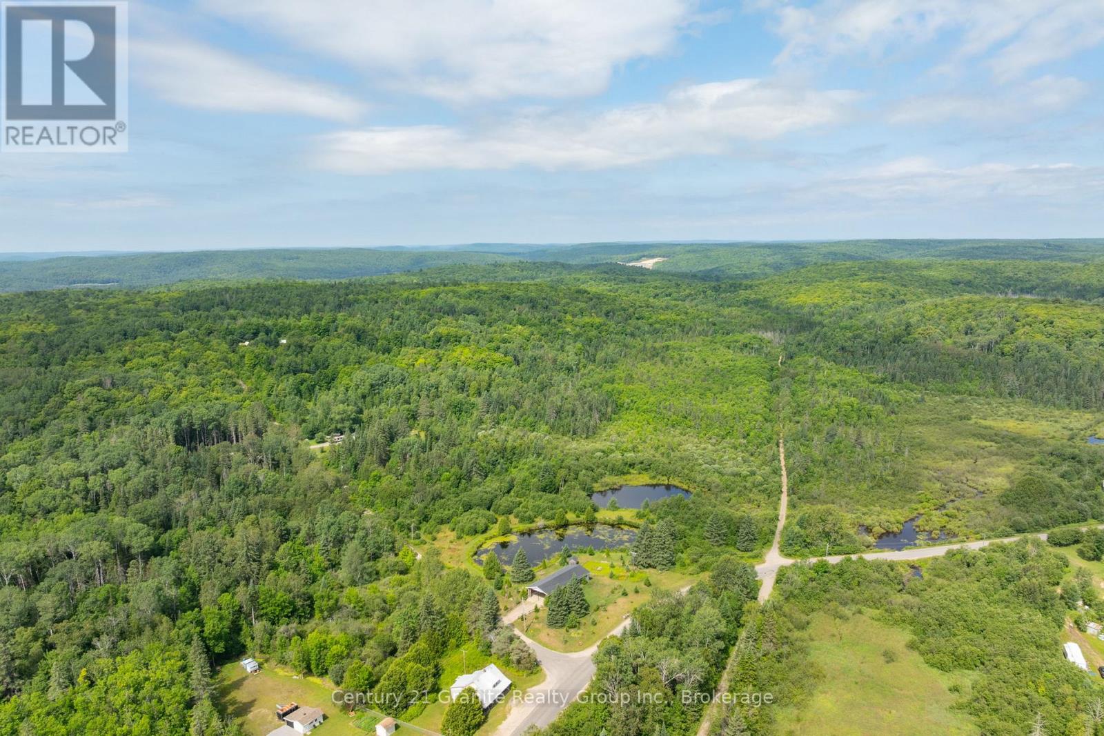10 Hillside Road, Hastings Highlands, Ontario  K0L 1C0 - Photo 22 - X12317580