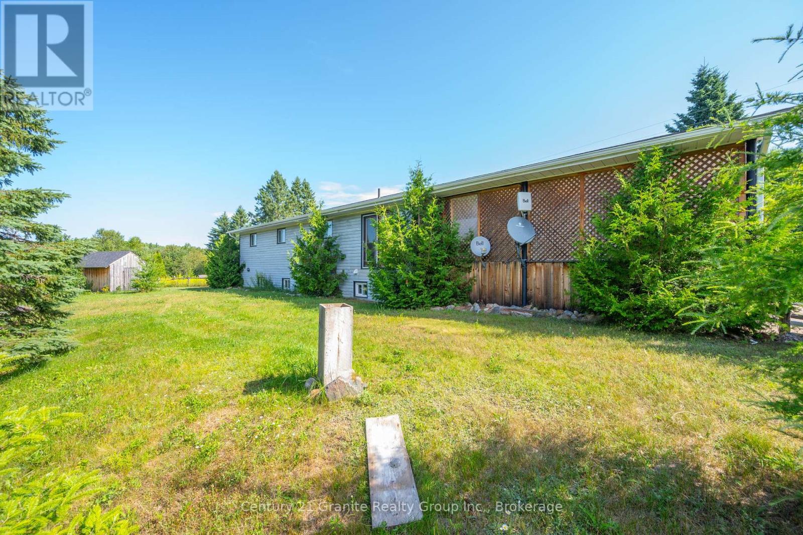 10 Hillside Road, Hastings Highlands, Ontario  K0L 1C0 - Photo 40 - X12317580