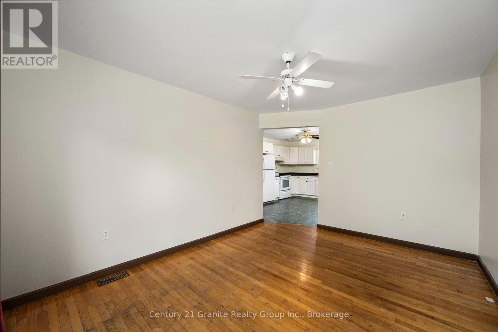 10 Hillside Road, Hastings Highlands, Ontario  K0L 1C0 - Photo 8 - X12317580
