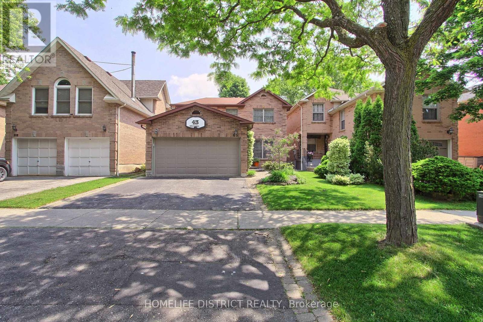 43 Daniels Crescent, Ajax, Ontario  L1T 1X8 - Photo 4 - E12317546