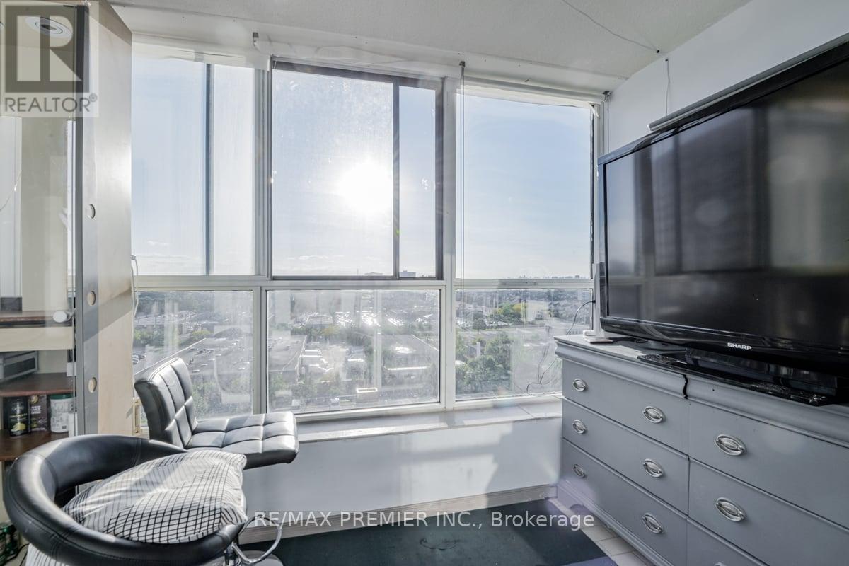 1114 - 330 Mccowan Road, Toronto, Ontario  M1J 3N3 - Photo 15 - E12317587