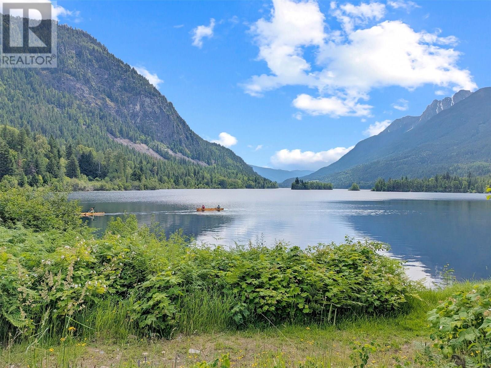 217 Island View Road, Summit Lake, British Columbia  V0G 2S0 - Photo 2 - 10357444