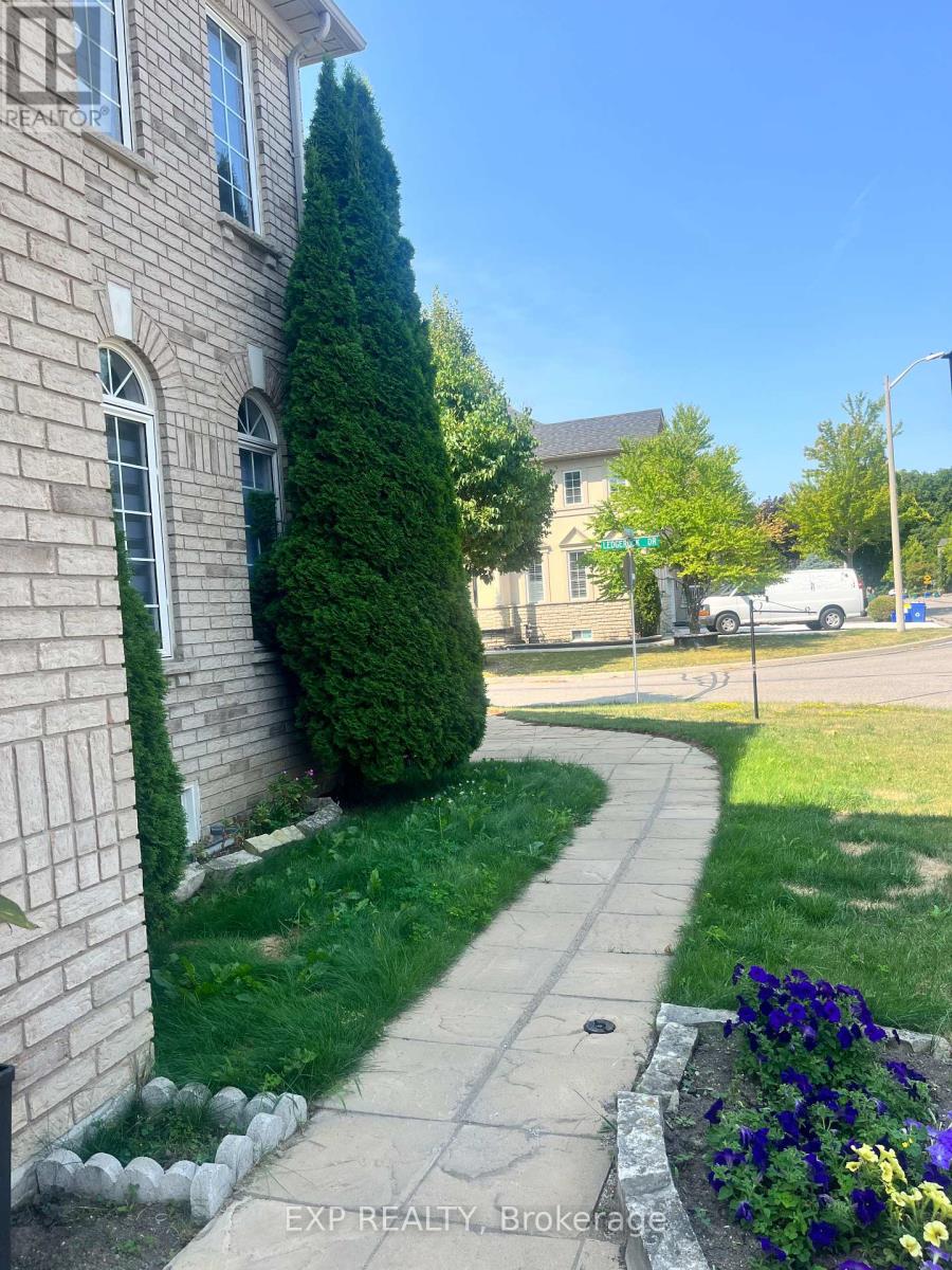 Property at 129 LEDGE ROCK DRIVE E image 3