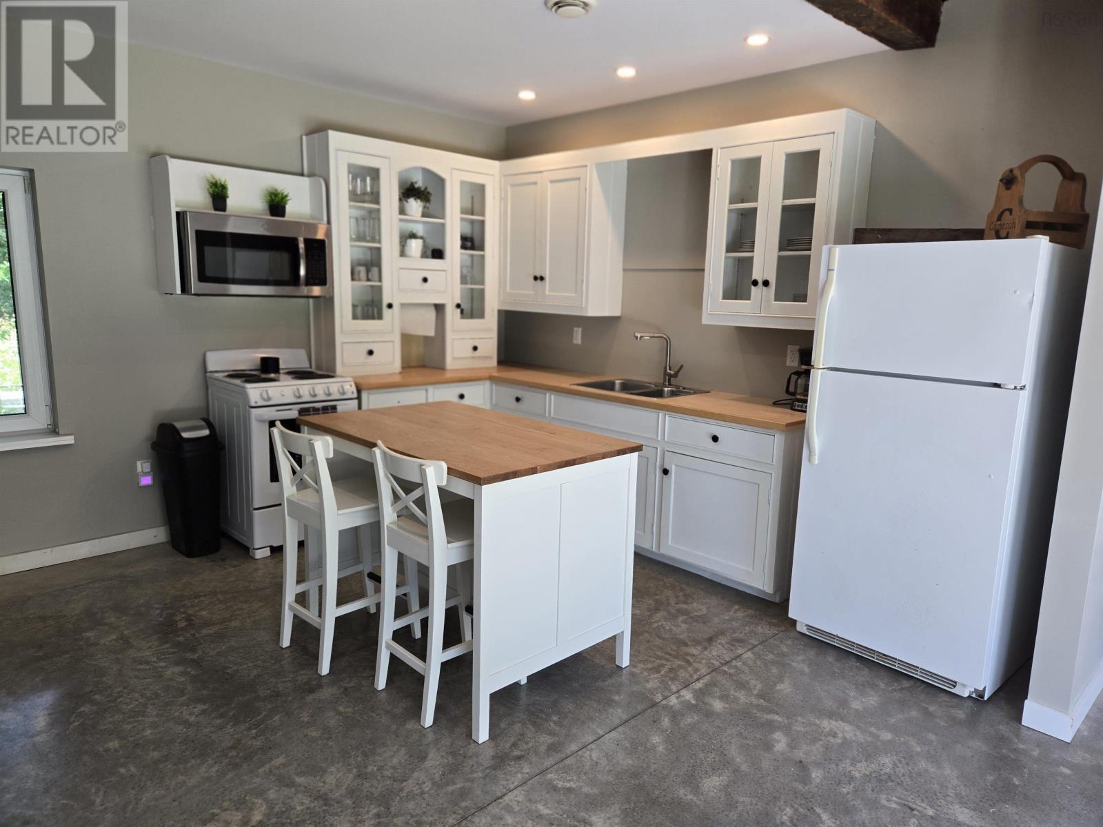 6560 Highway 332, Upper Lahave, Nova Scotia  B4V 7B4 - Photo 3 - 202517604