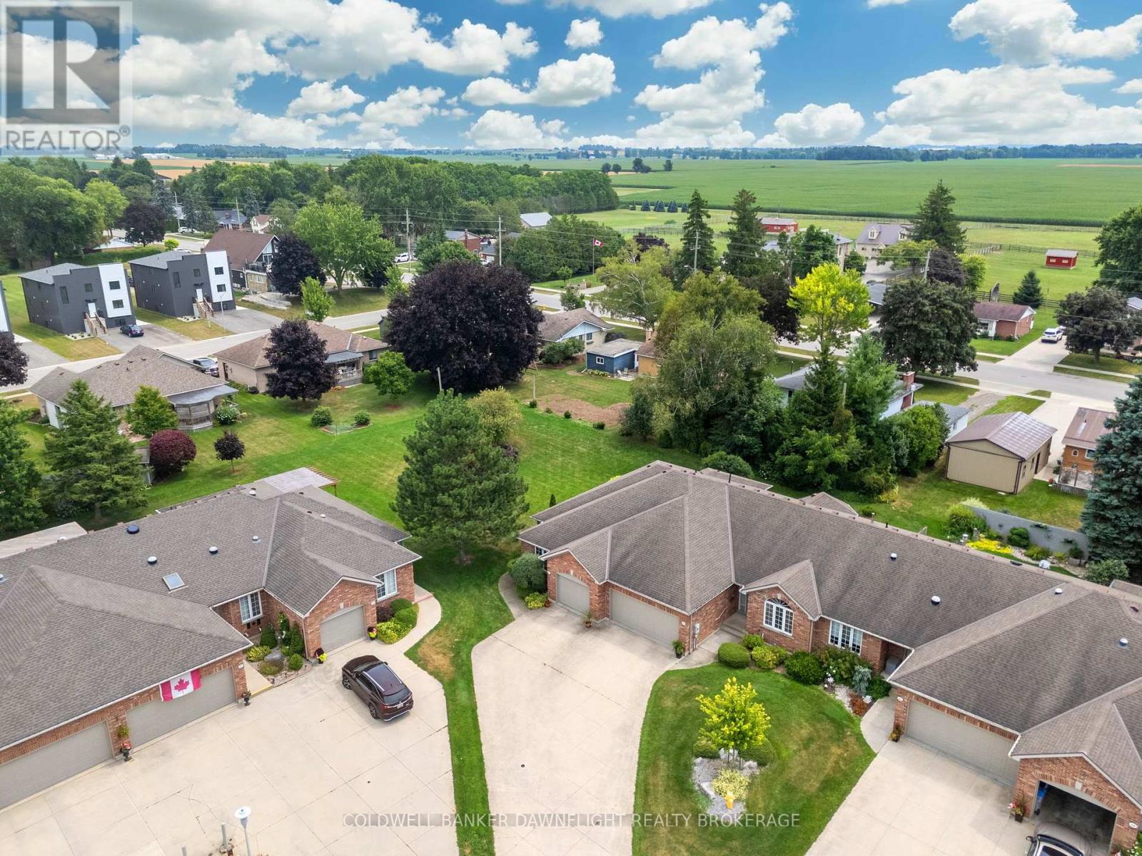25 Shadow Lane, South Huron, Ontario  N0M 1S1 - Photo 4 - X12317651