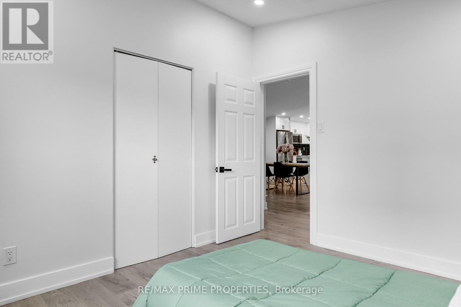 1035 Connery Avenue, Ottawa, Ontario  K1G 2N9 - Photo 17 - X12317657