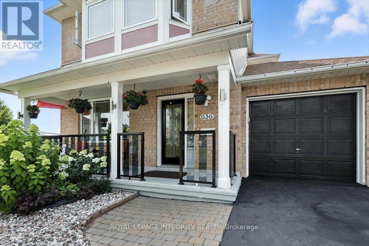Property at 636 AQUAVIEW DRIVE image 2