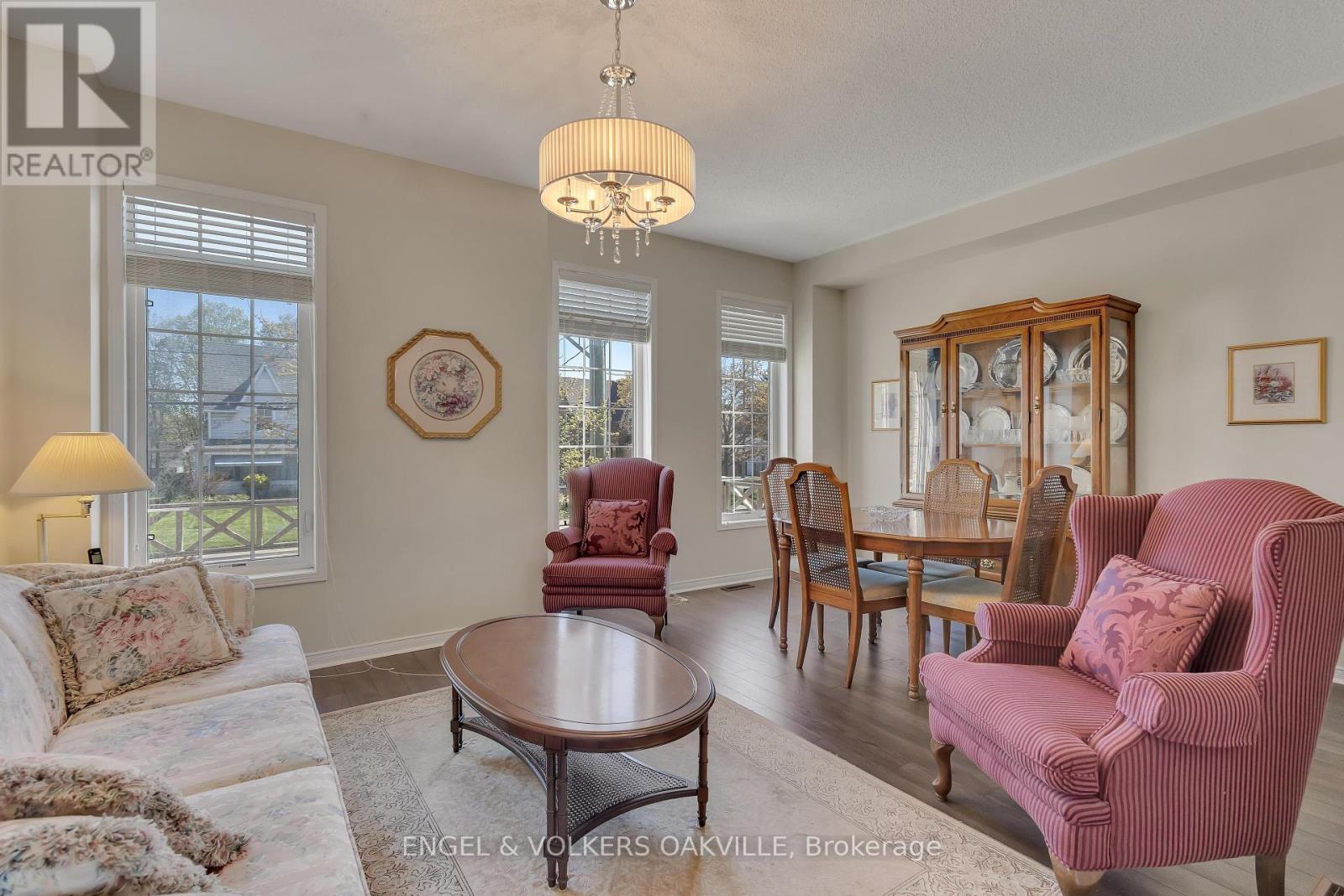 64 Batiste Trail, Halton Hills, Ontario  L7G 0H2 - Photo 14 - W12317566