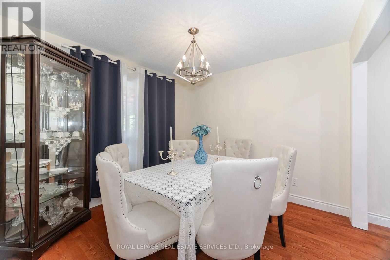 3245 Aubrey Road, Mississauga, Ontario  L5L 5C8 - Photo 10 - W12317603