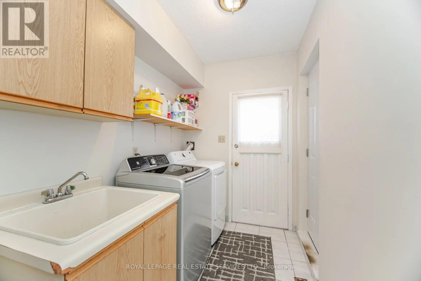 3245 Aubrey Road, Mississauga, Ontario  L5L 5C8 - Photo 19 - W12317603