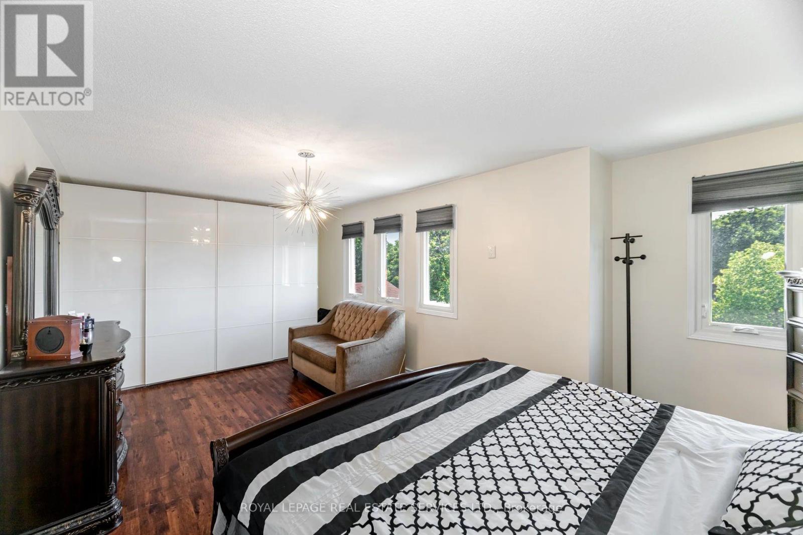 3245 Aubrey Road, Mississauga, Ontario  L5L 5C8 - Photo 23 - W12317603