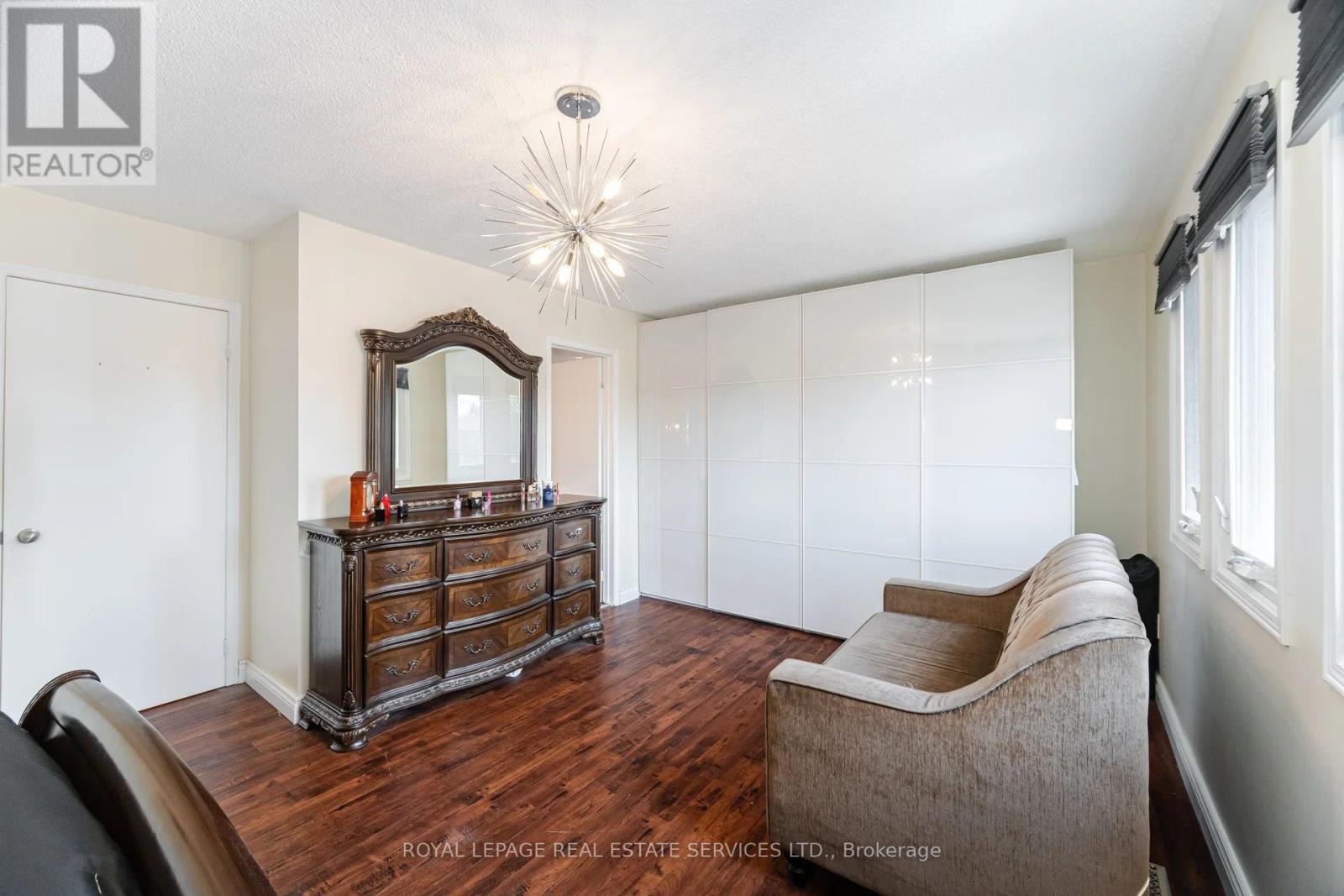 3245 Aubrey Road, Mississauga, Ontario  L5L 5C8 - Photo 24 - W12317603