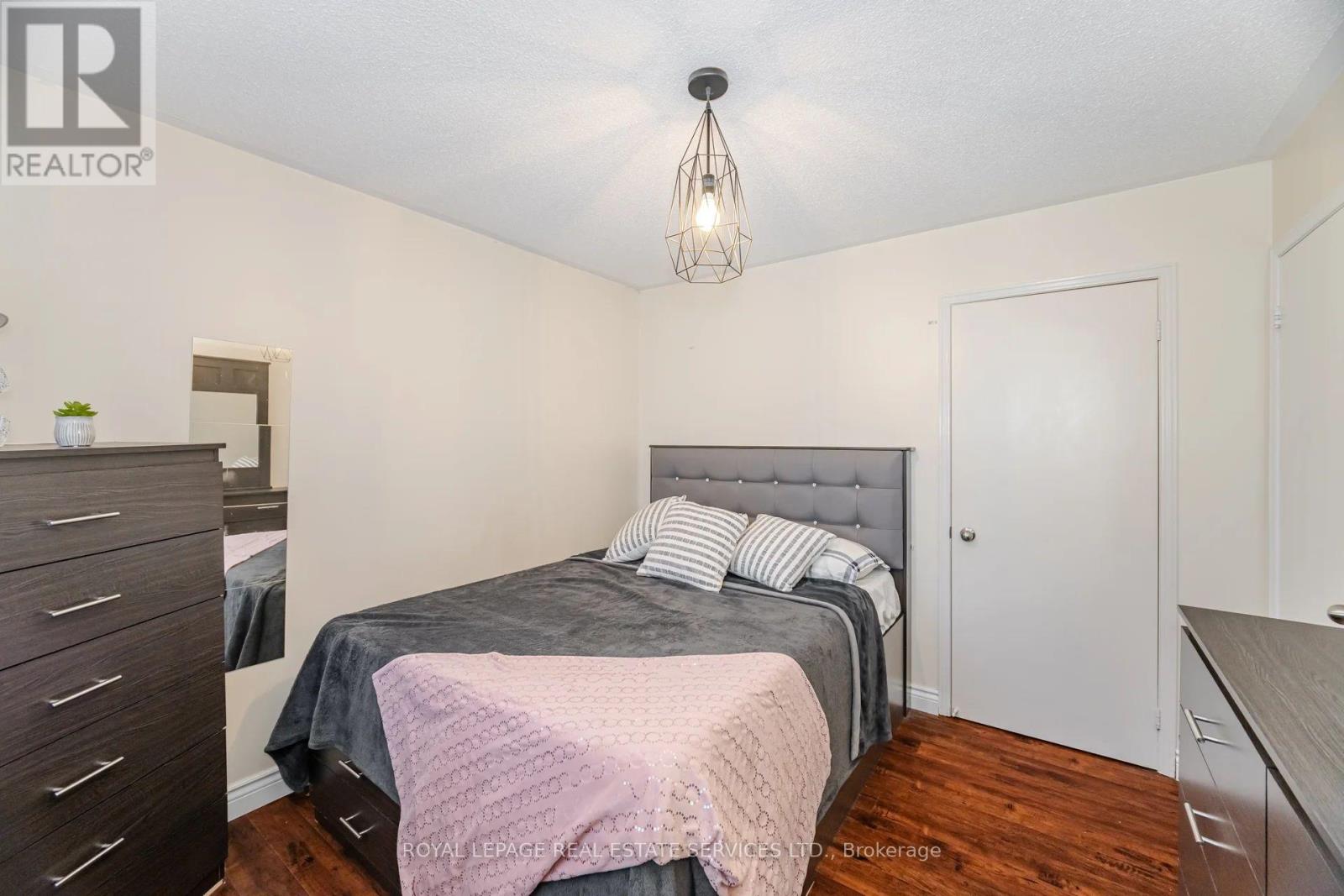 3245 Aubrey Road, Mississauga, Ontario  L5L 5C8 - Photo 29 - W12317603