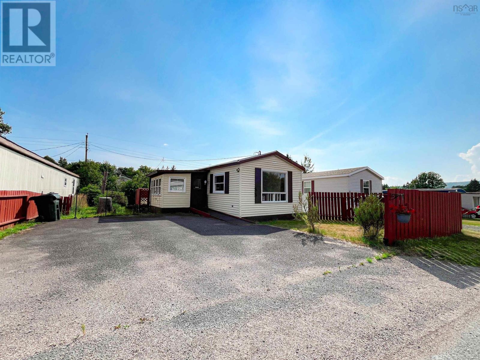 33 First Street, Howie Centre, Nova Scotia  B1L 1C9 - Photo 1 - 202519262
