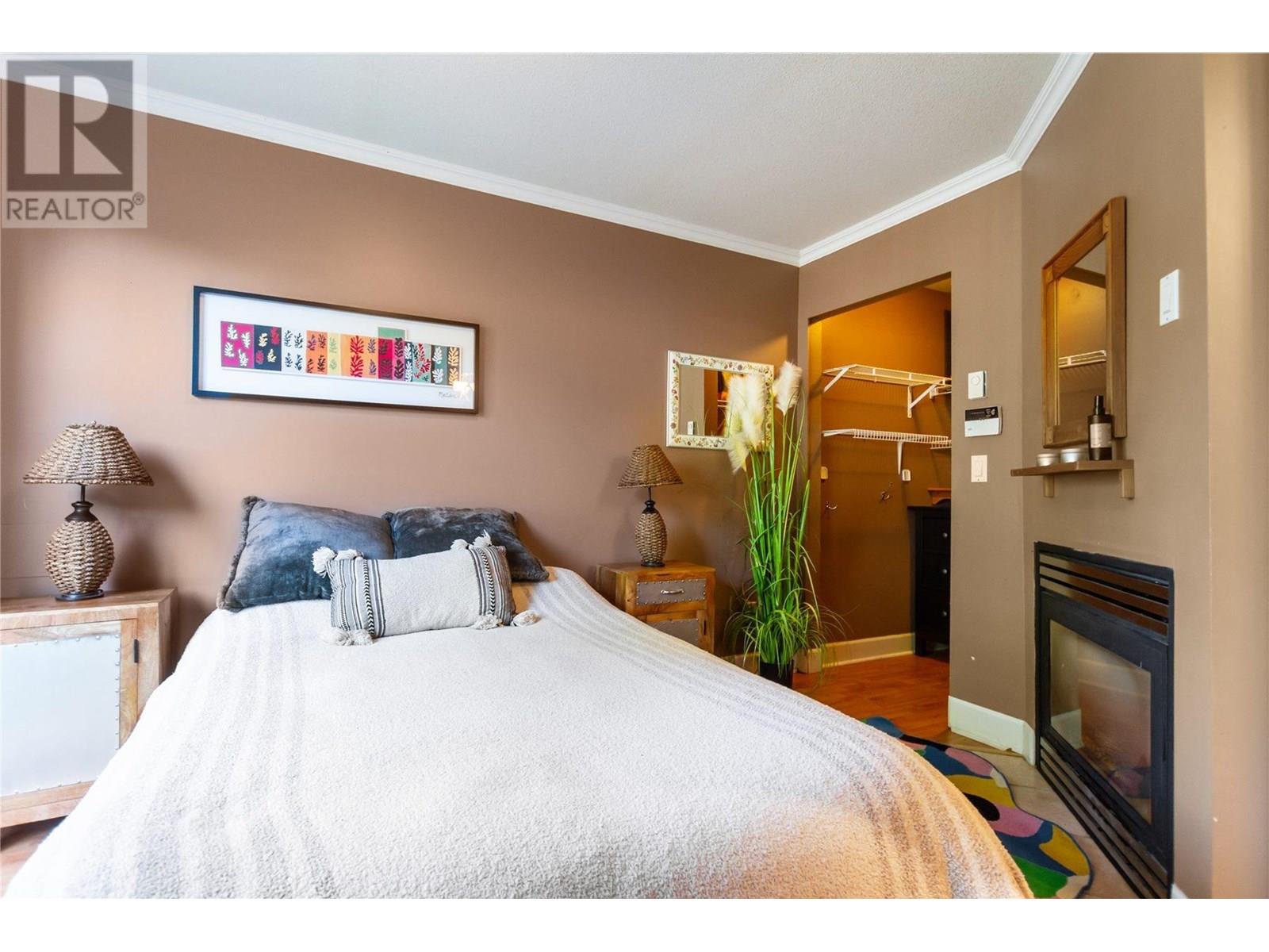 210 1989 Dunbar Street, Vancouver, British Columbia  V6R 4R5 - Photo 13 - R3031272