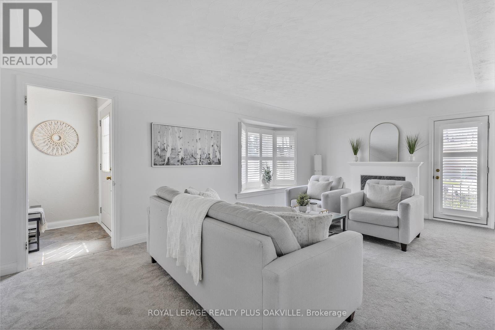 2 Westcliffe Avenue, Hamilton, Ontario  L9C 1K2 - Photo 17 - X12317568