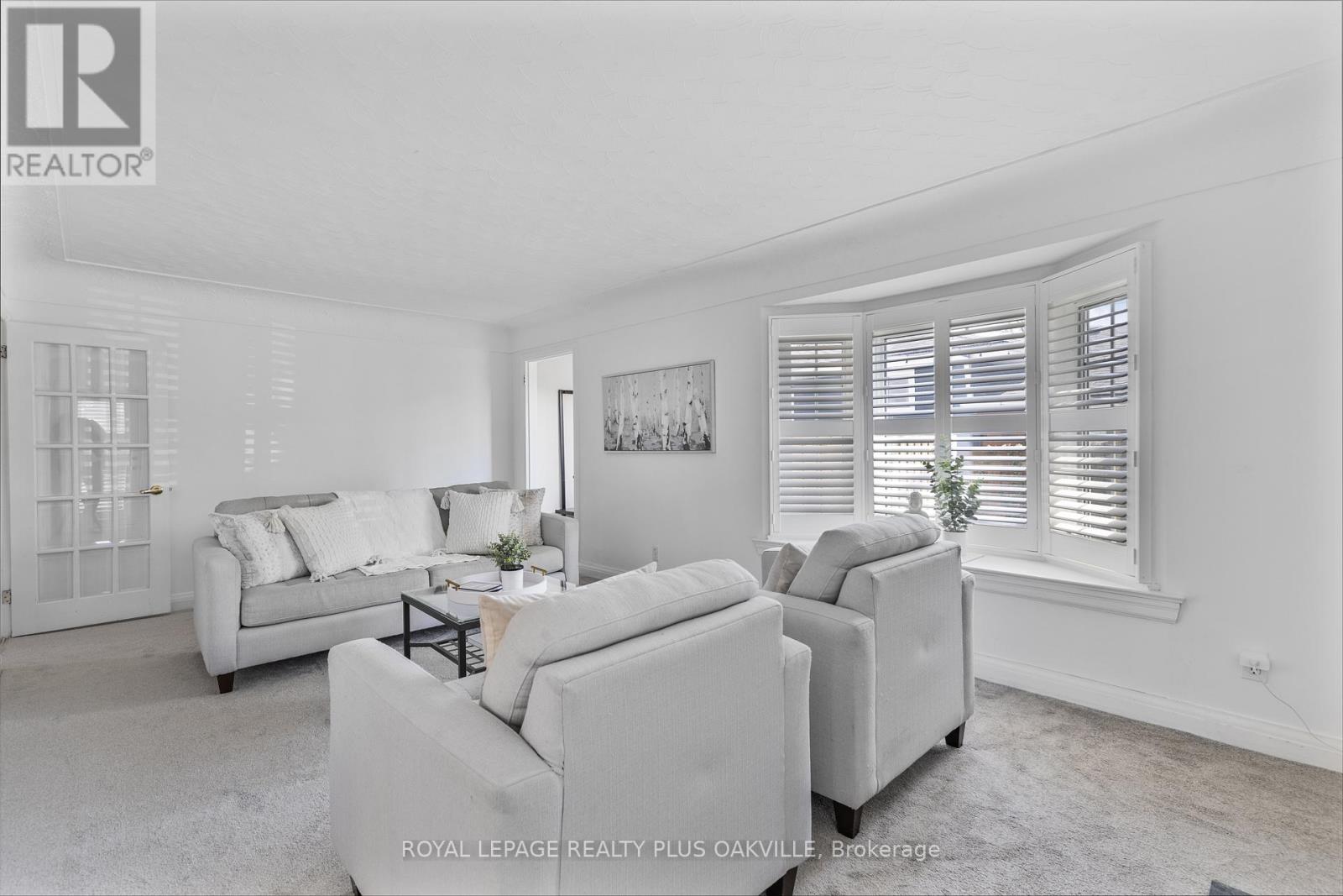 2 Westcliffe Avenue, Hamilton, Ontario  L9C 1K2 - Photo 18 - X12317568