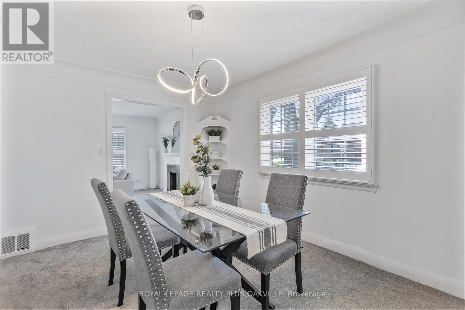 2 Westcliffe Avenue, Hamilton, Ontario  L9C 1K2 - Photo 19 - X12317568