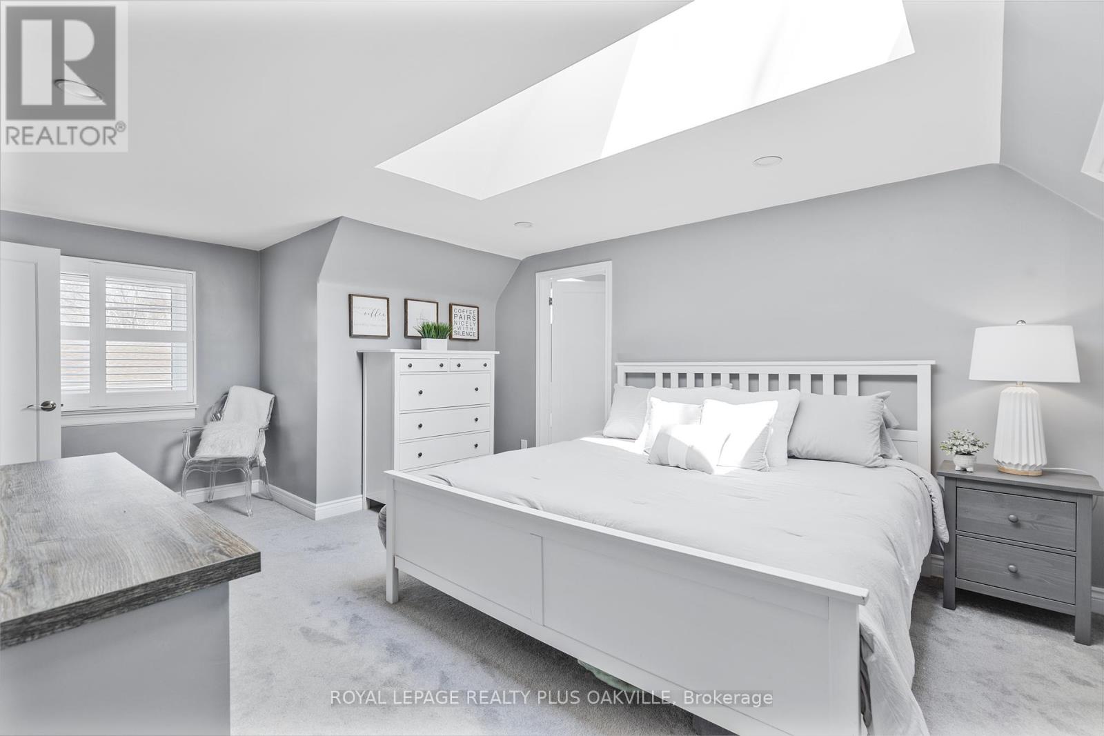 2 Westcliffe Avenue, Hamilton, Ontario  L9C 1K2 - Photo 34 - X12317568