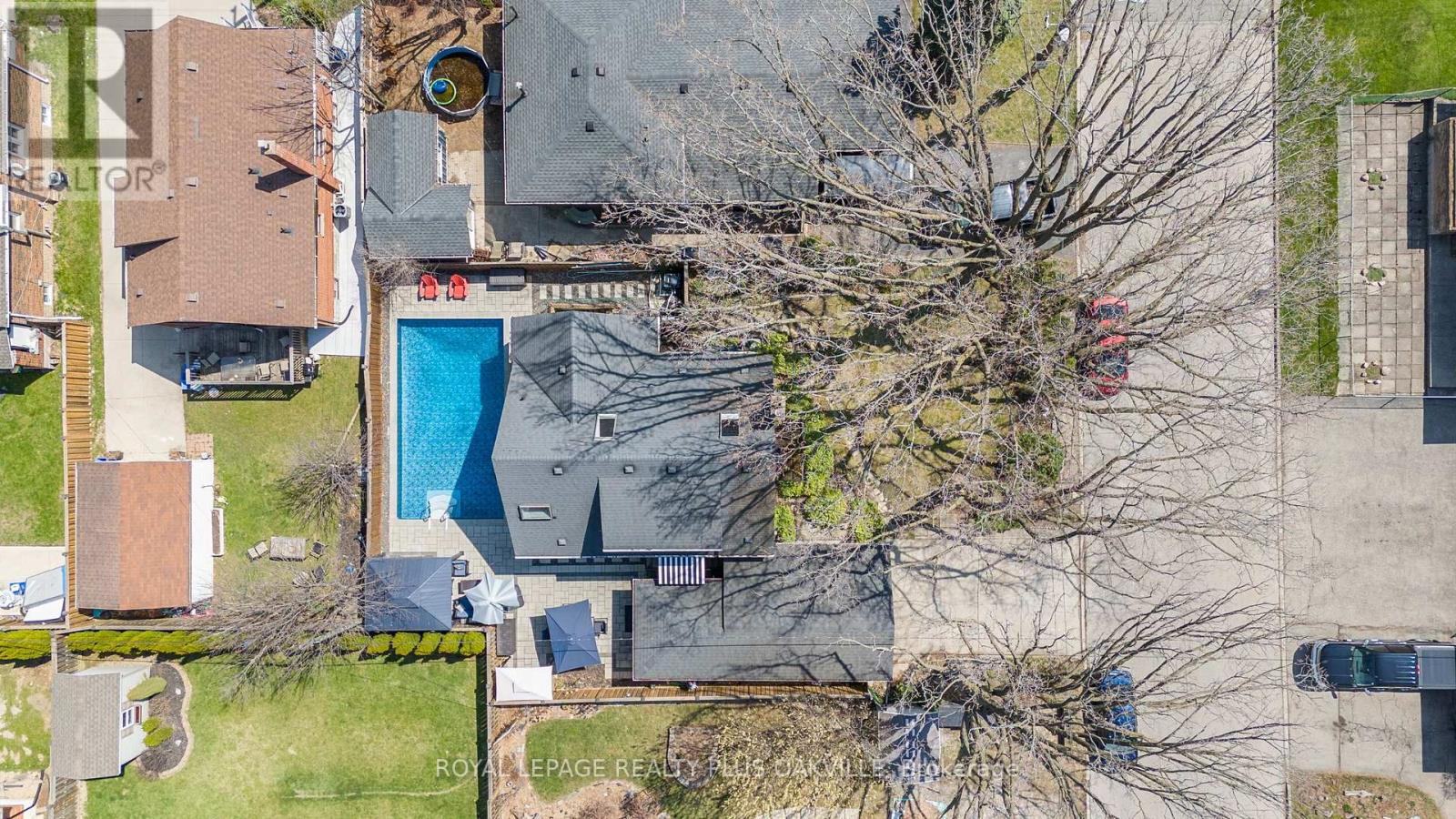 2 Westcliffe Avenue, Hamilton, Ontario  L9C 1K2 - Photo 43 - X12317568