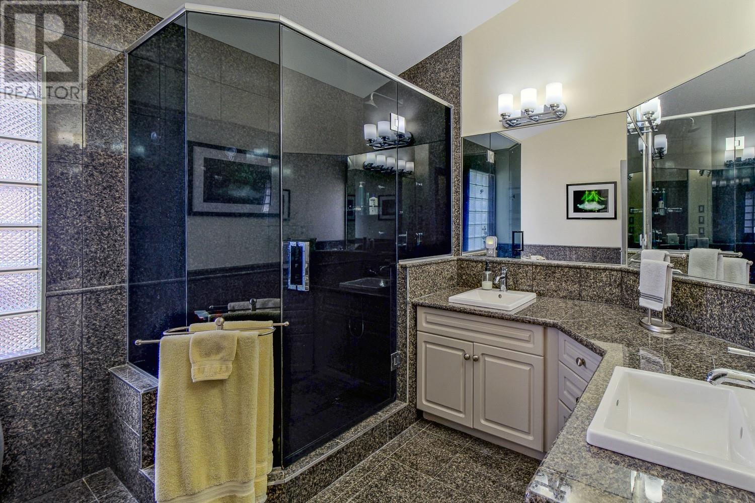 4008 Gallaghers Terrace, Kelowna, British Columbia  V1W 3Z8 - Photo 32 - 10357876