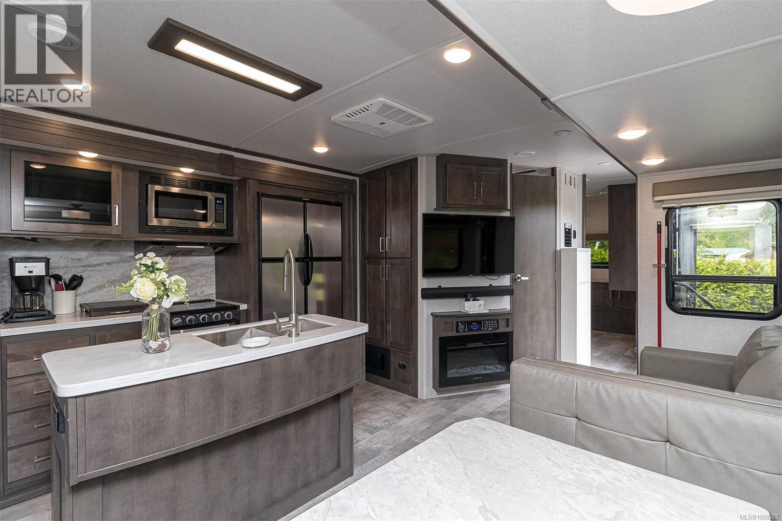 5 8631 South Shore Rd, Lake Cowichan, British Columbia  V0R 2G0 - Photo 11 - 1008982