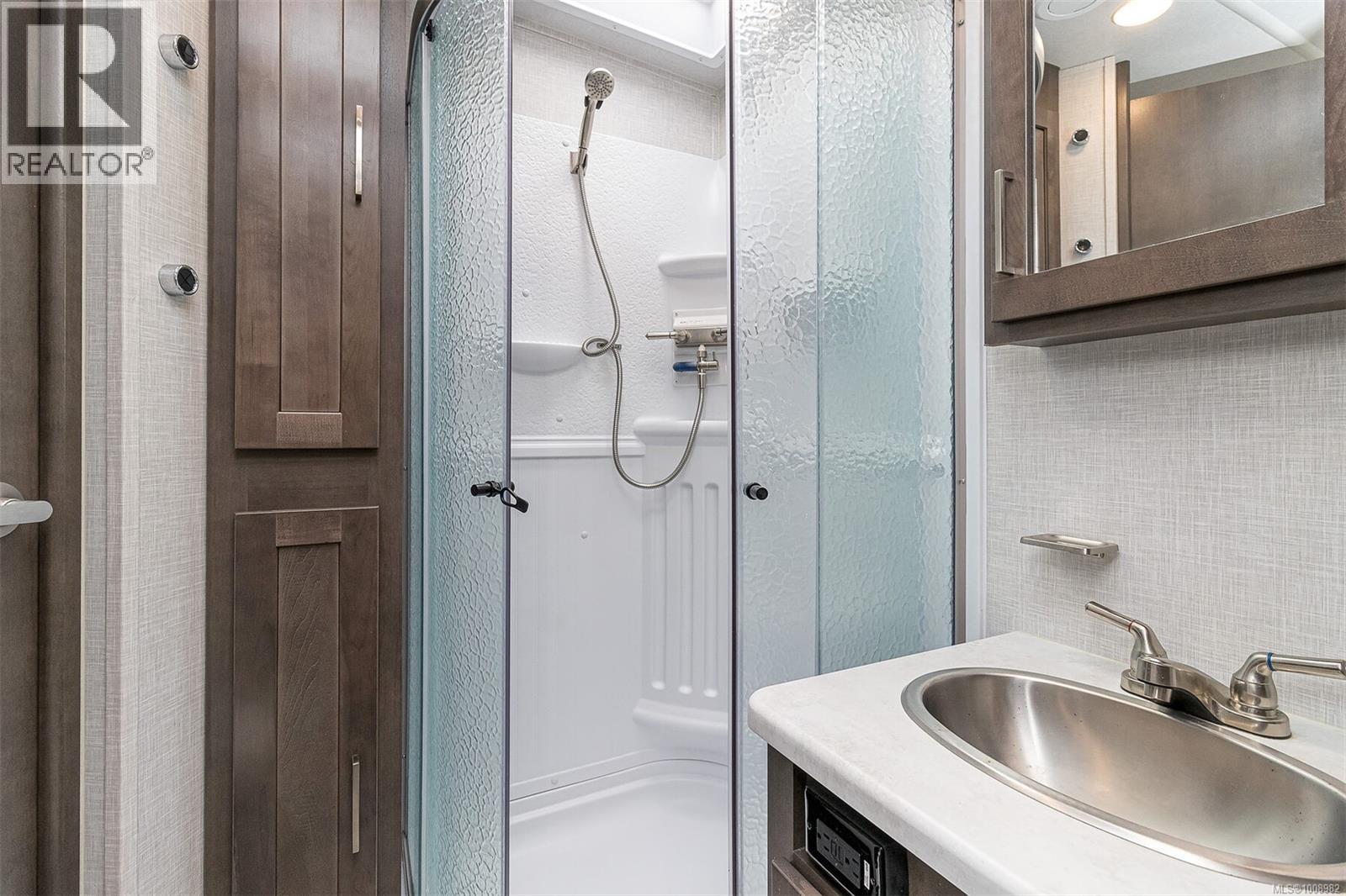 5 8631 South Shore Rd, Lake Cowichan, British Columbia  V0R 2G0 - Photo 21 - 1008982