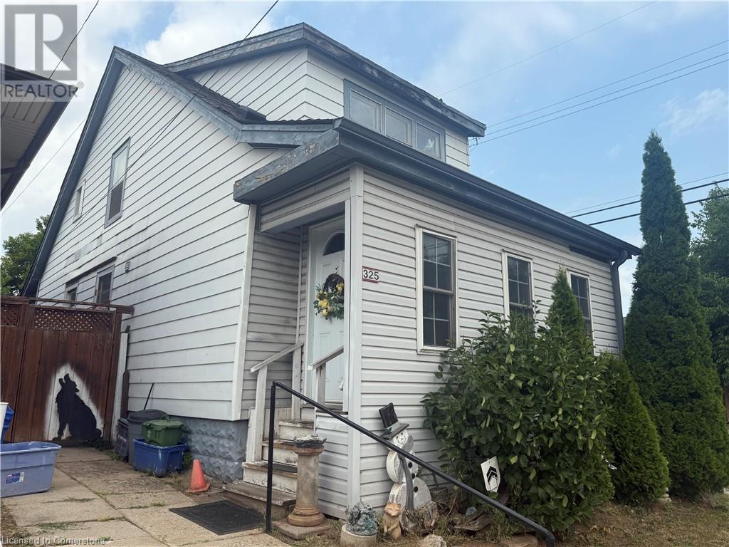 Property at 325 WEIR Street N image 4