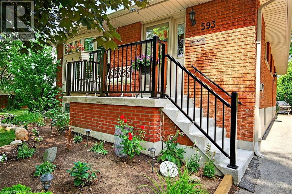 Property at 593 BRAEMORE Road image 4