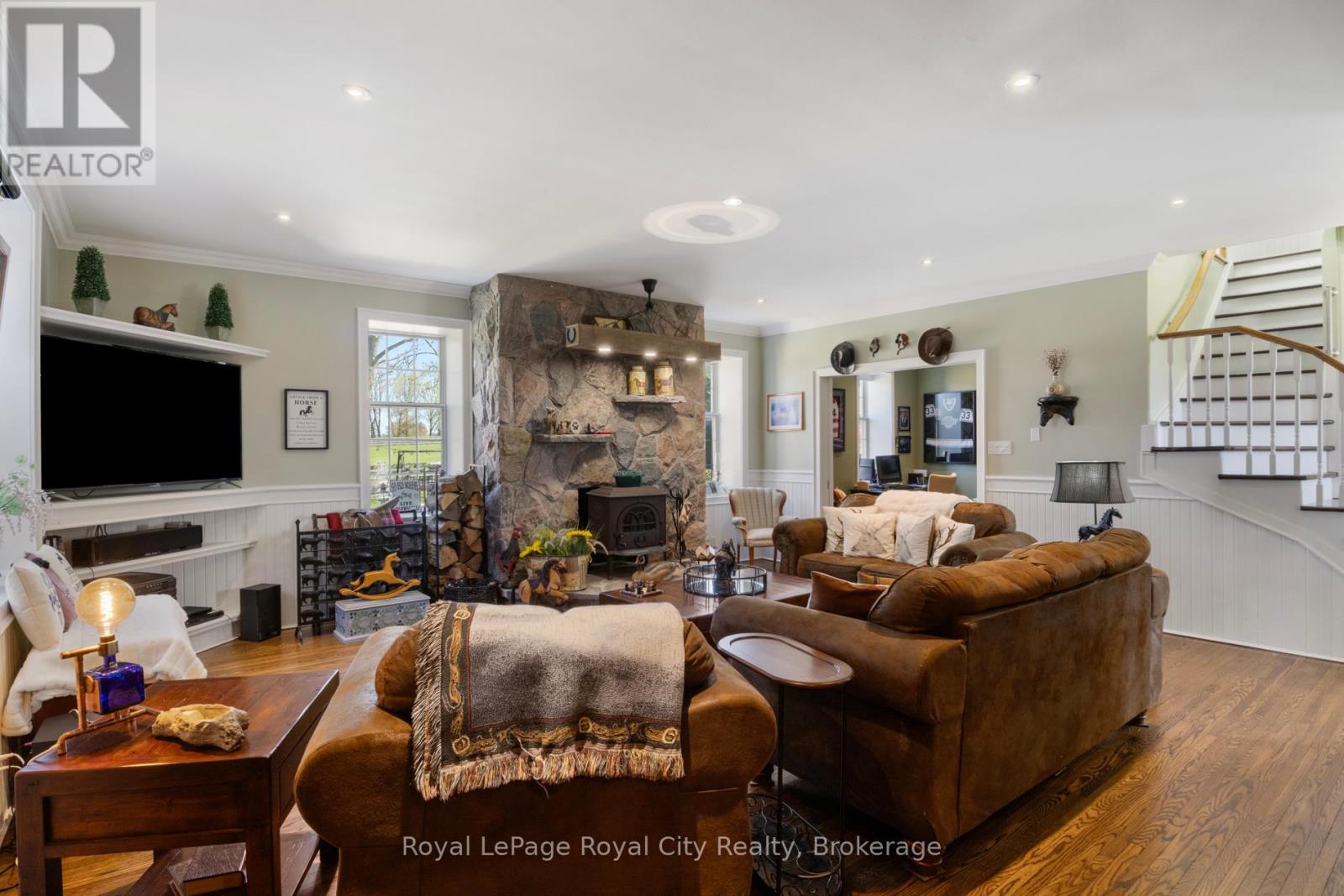 5228 First Line, Erin, Ontario  L7J 2L9 - Photo 15 - X12155736